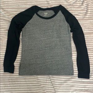 Comfy raglan long sleeve shirt